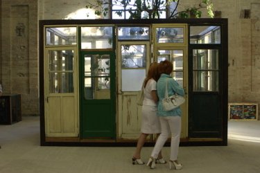 Фото 33 — Мировая арт-сотня захватила 30 тыс. квадратных метров Мистецького Арсенала на Аrsenale-2012