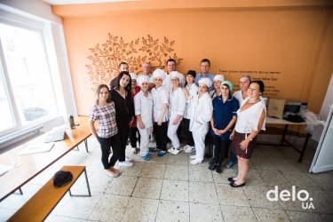 Фото 34 — "Горіховий дім": відкрити бізнес, щоб не просити грошей на соціальні ініціативи