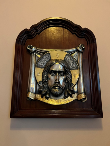 Фото 10 — АРМА готує до продажу ювелірні вироби та антикваріат, що належали Медведчуку