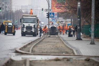 Фото 4 — В Киеве ремонтируют Харьковское шоссе с учетом безбарьерности и современных стандартов (ФОТО)