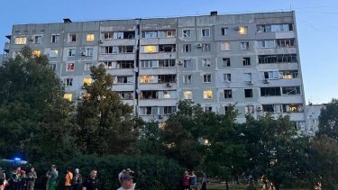 Фото 19 — Армия РФ нанесла ракетный удар по Запорожью: разрушен храм ПЦУ, есть погибшие (ФОТО, ВИДЕО)