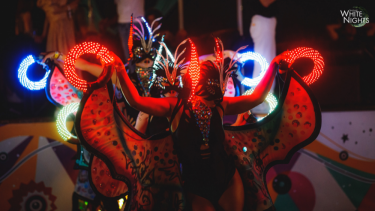 Фото 21 — В этом году было как никогда много зарубежных туристов — Роман Тугашев, "Белые ночи"