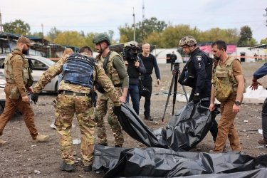 Фото 4 — Число погибших при обстреле гражданской колонны в Запорожской области выросло до 30, раненых - до 88