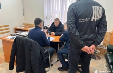 Розкрадання палива з російських вагонів: ДБР повідомило про підозру начальнику РВА на Сумщині