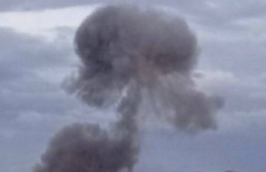 На территории аэродрома оккупированного Мелитополя слышны взрывы