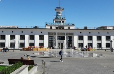 Речной вокзал. Фото:Kyivmaps Речной вокзал. Фото:Kyivmaps