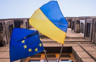 Еврокомиссия,  статус кандидатов в члены ЕС, Украина и Молдова