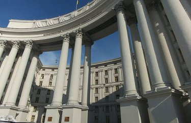 МЗС жорстко відреагувало на скандальні заяви Орбана