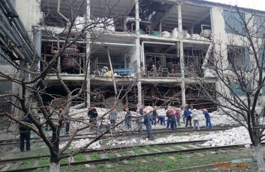 На Донбассе прогремел взрыв на заводе, есть жертвы (фото)