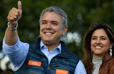 На выборах президента в Колумбии победил правый кандидат Иван Дуке