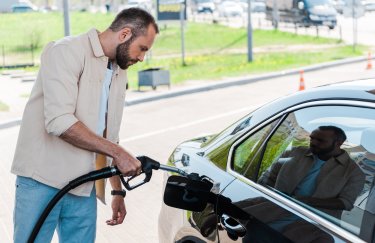 Рада ухвалила у першому читанні законопроект про повернення акцизів на бензин, дизель та автогаз