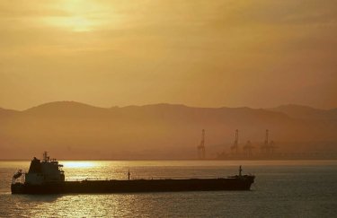 США відкликали ліцензію на торгівлю іранською нафтою після атак на танкери