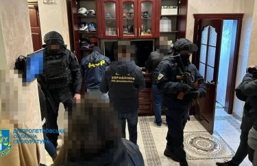 Сделка на миллионы: на Днепропетровщине задержали мошенников, которые обманули граждан ЕС