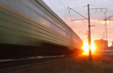 Теперь оформление бланков заказов для региональных поездов отменено «Укрзализныця» упростила покупку билетов для пассажиров на региональные поезда