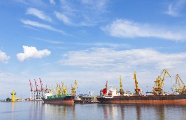 Бізнес просить продовжити термін дії "зернової угоди" та включити до неї Миколаївський порт
