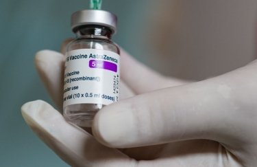 Вакцина от коронавируса компании AstraZeneca. Фото: Getty Images