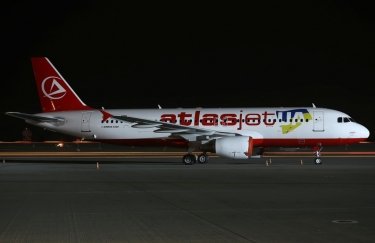 Самолет авиакомпании Atlasjet Ukraine. Фото: airlife-club.com