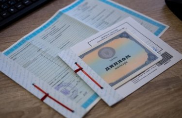 Оформление апостиля – одна из самых популярных процедур в Украине. Фото: Паспортный сервис апостиль, документы