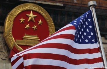 Китай вводит пошлины на 128 наименований товаров из США