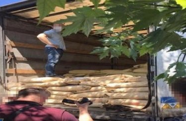 СБУ блокировала контрабанду ядохимикатов, продававшихся в Украине под известными брендами