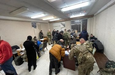 В Киев для территориальной обороны завозят дополнительное оружие