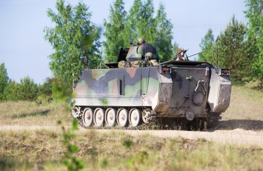 Литва дополнительно передаст Украине бронетранспортеры и просит НАТО организовать обучение ВСУ