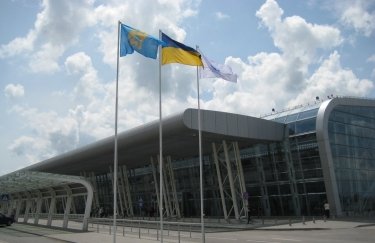 Переговоры аэропорта "Львов" с Ryanair приостановлены
