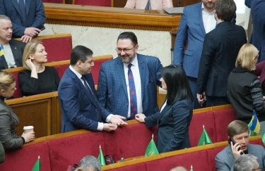 Никита Потураев с коллегами. Фото: страница "Слуги народа" в Facebook