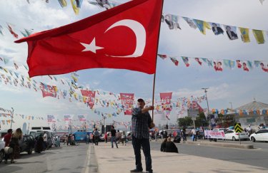 В Турции отменен режим чрезвычайного положения