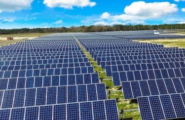 Солнечная энергетика - на первом месте среди возобновляемой в Украине. Фото: Аквилон