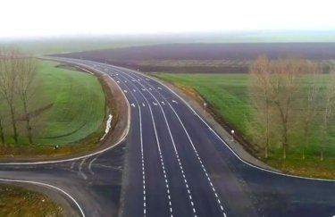 На транзитній ділянці автодороги Одеса-Рені буде призупинено рух транспорту: у чому причина