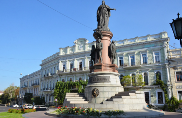 В онлайн-голосуванні щодо долі пам'ятника Катерині II в Одесі переміг варіант демонтажу