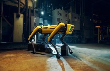 США передадут в Украину для разминирования собаку-робота Spot