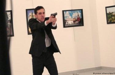 Арестован организатор выставки, на которой убили посла России в Турции