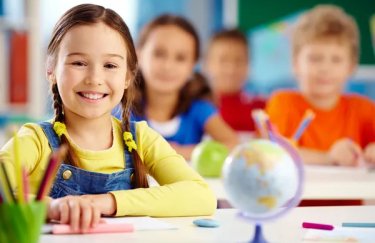 В Украине продлят на год переход школ нацменьшинств на украинский язык обучения