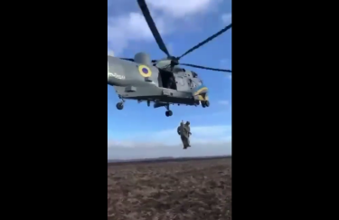 ВМС Украины получили вертолет от Великобритании
