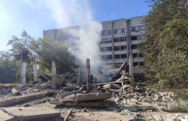У Миколаєві прогриміло понад десять потужних вибухів