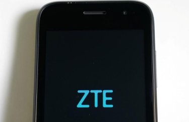 США и Китай договорились о снятии запрета на продажу оборудования ZTE