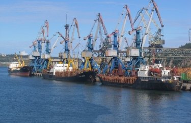 Мининфраструктуры закрыло порты Бердянска, Мариуполя, Скадовска и Херсона