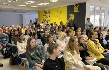 Студенты КНТУ. Фото: Business2Students