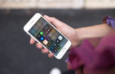 Apple планує презентувати новий бюджетний iPhone