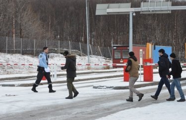 Норвегія призупинила дію спрощеного візового режиму з Росією