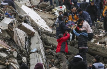 Землетрясение в Турции: 27 украинцев не выходят на связь, 6 человек удалось разыскать