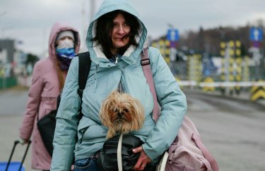 Щодня соціальні служби надають роз'яснення про субсидії на оренду сотням українцям. Проте отримати її вдалось кільком десяткам сімей. / Depositphotos впо, переселенці