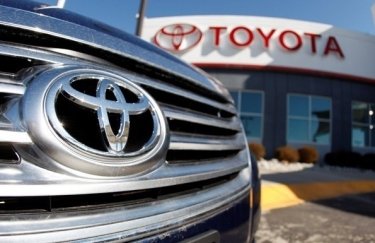 Toyota побила новий рекорд з продажів Toyota побила новий рекорд з продажів