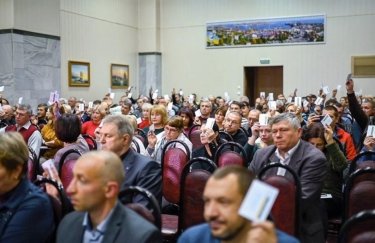 Портовики Одессы и Черноморска выразили недоверие главе АМПУ Вецкагансу