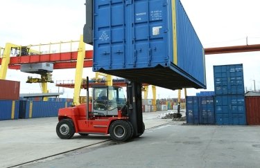 "Укрзалізниця" витратить понад 111 мільйонів на нові контейнери-холодильники: деталі тендеру