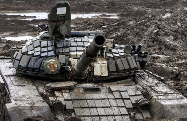 Окупанти кинули на Київ танкову колону з півночі. ЗСУ підірвали важливий міст