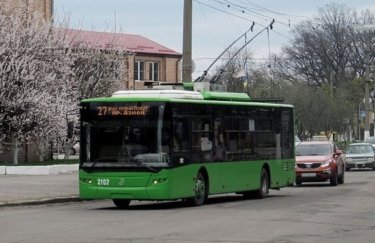 В Харькове остановили часть общественного транспорта