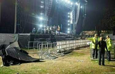 В Германии во время концерта на зрителей упал экран: почти 180 пострадавших (ФОТО, ВИДЕО)